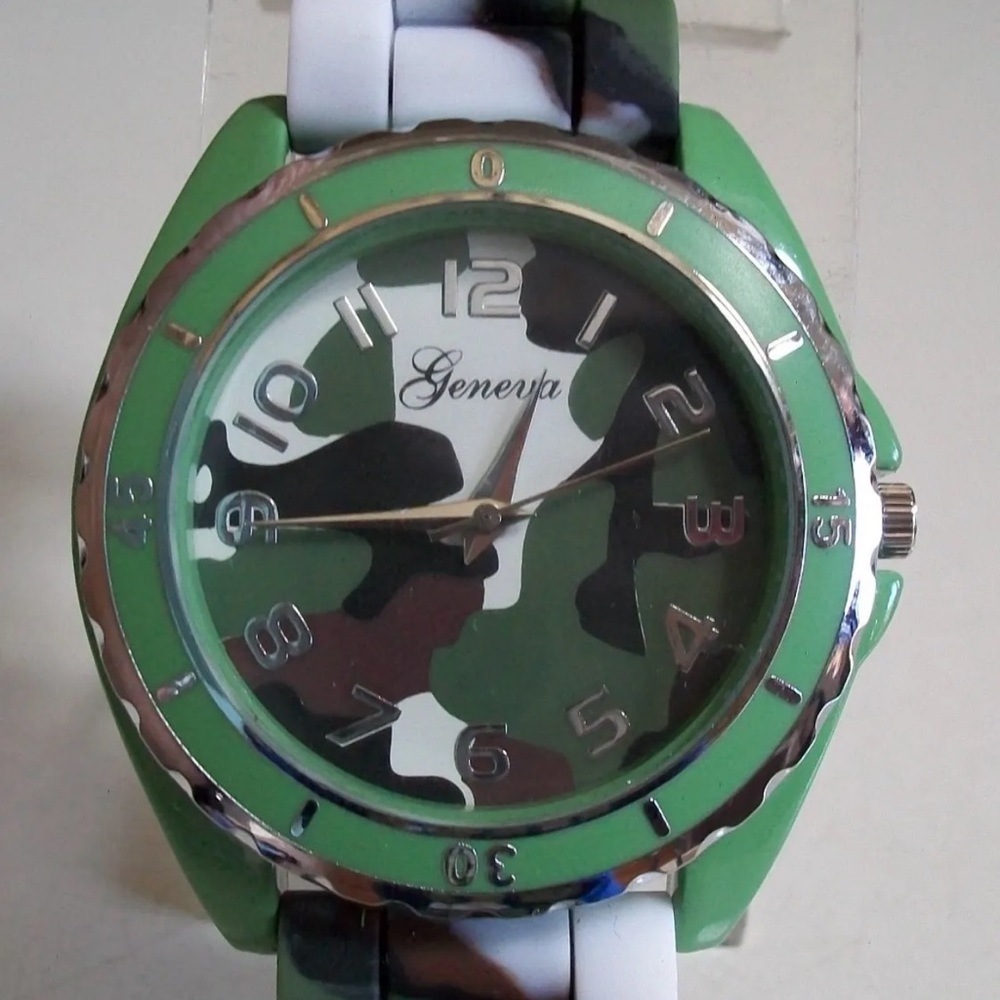 Women Fashion Jelly Silicone Camouflage Wrist Watch